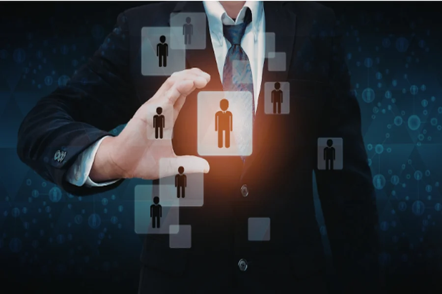 Finding Top Executive Talent How Small Businesses Use Executive Search to Reach Passive Candidates Small Businesses